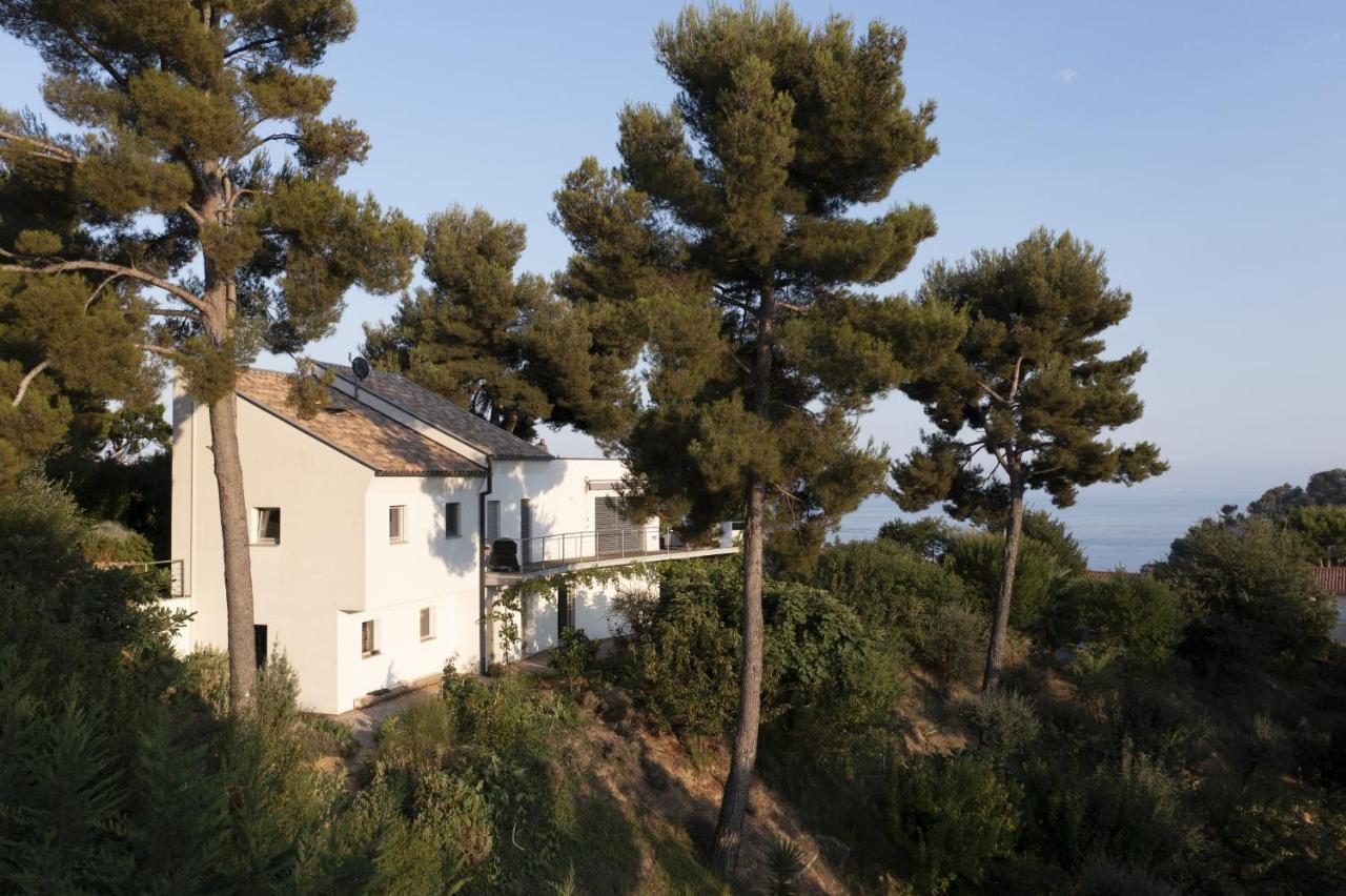 דירות מנטון 456 Chemin De La Pinede מראה חיצוני תמונה